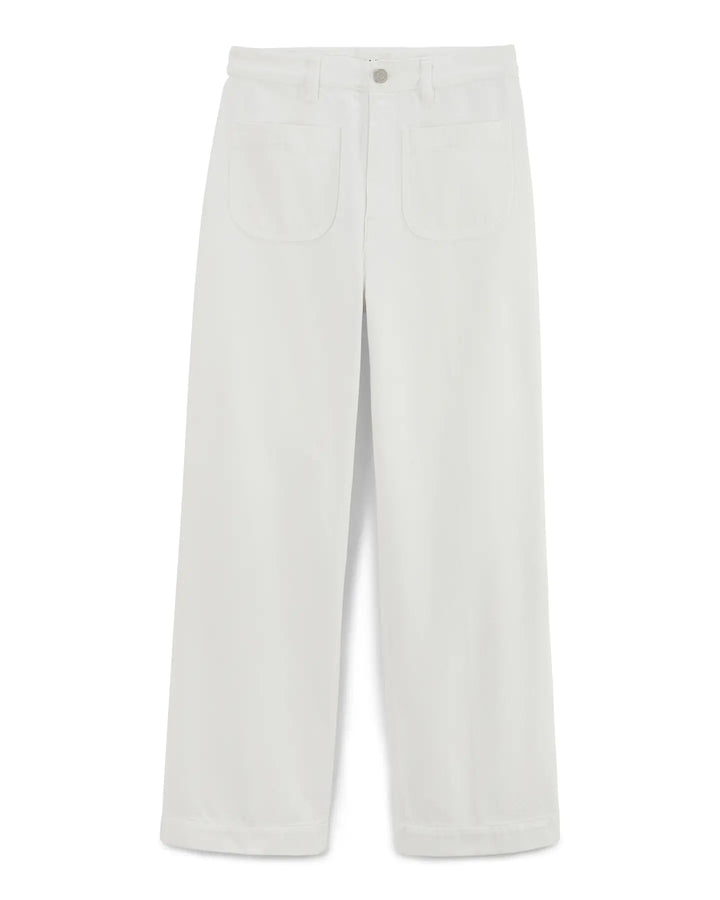 Jean blanc en denim 100 % coton avec coupe large et droite, offrant un fit confortable et adapté à toutes les morphologies féminines.