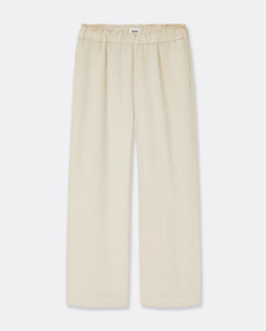 Pantalon femme léger couleur écume en tissu Tencel fluide, coupe droite avec taille élastiquée pour un confort adapté à toutes les morphologies.